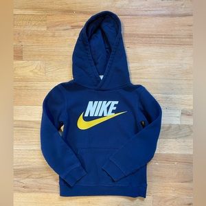 Nike boys navy blue hooded sweatshirt.